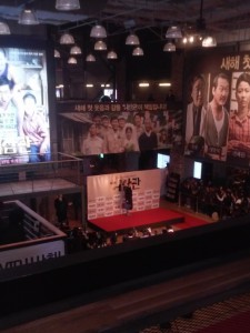 Another "flow" moment: randomly coming across a crowded Korean movie premiere at a mall. Still don't know which movie it was. Please tell me if you know!